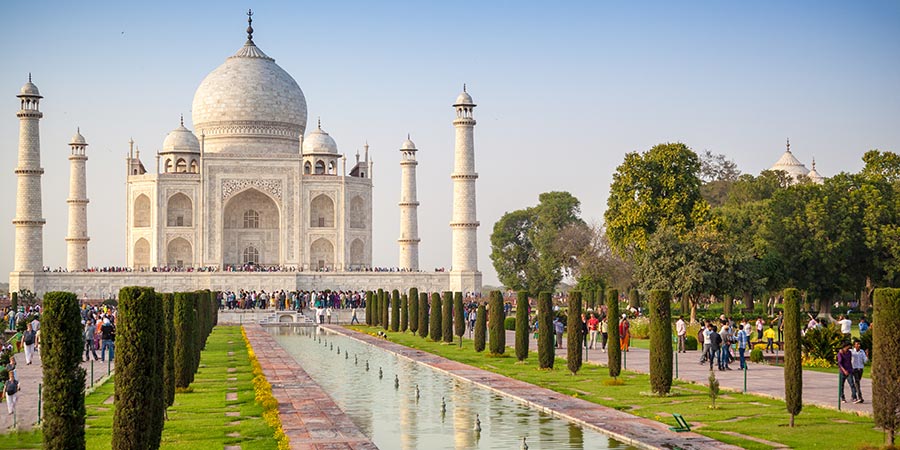 Admiring the beauty of the Taj Mahal