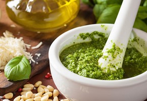 Pesto cooking class